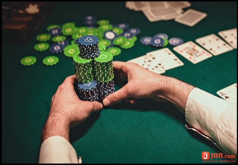 Bet size là thuật ngữ quan trọng được sử dụng phổ biến trong sòng bạc đặc biệt là poker